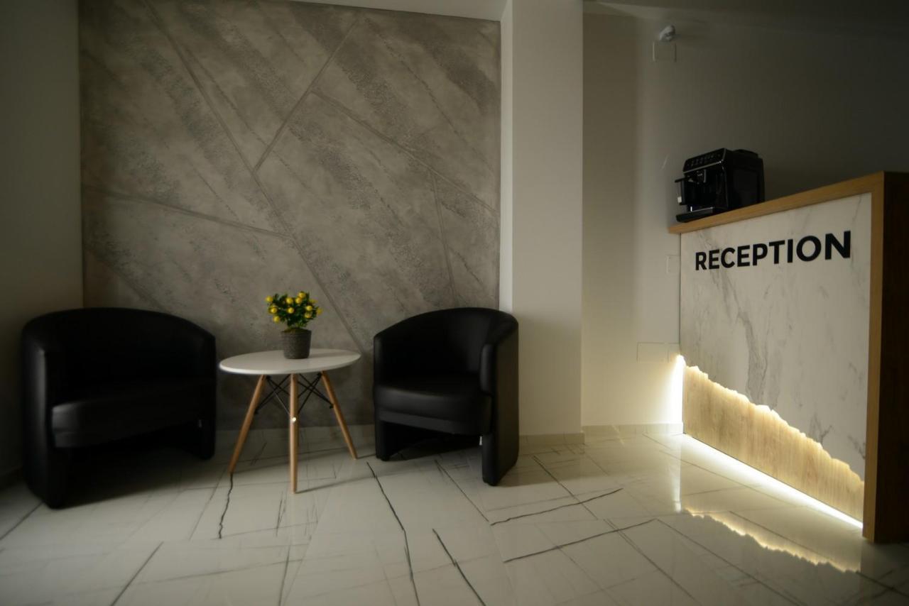 Noce Apartments - Premium Lake View โอครีด ภายนอก รูปภาพ