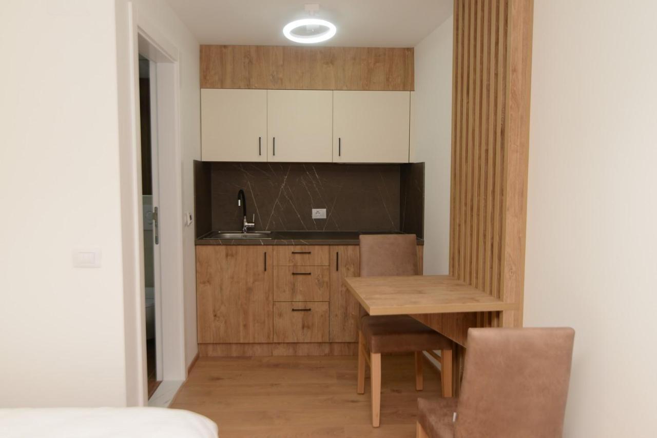 Noce Apartments - Premium Lake View โอครีด ภายนอก รูปภาพ