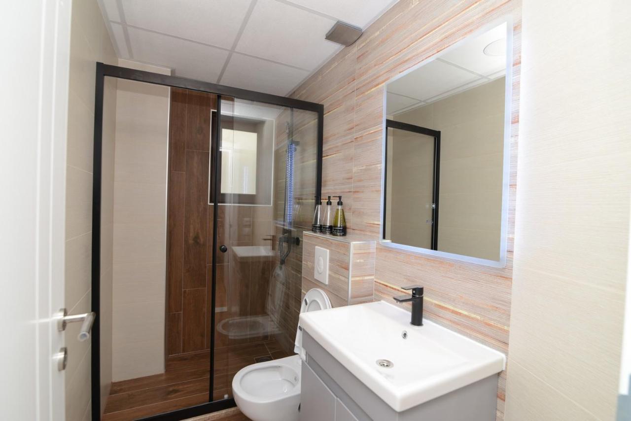 Noce Apartments - Premium Lake View โอครีด ภายนอก รูปภาพ