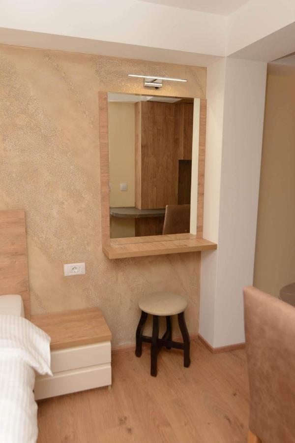 Noce Apartments - Premium Lake View โอครีด ภายนอก รูปภาพ